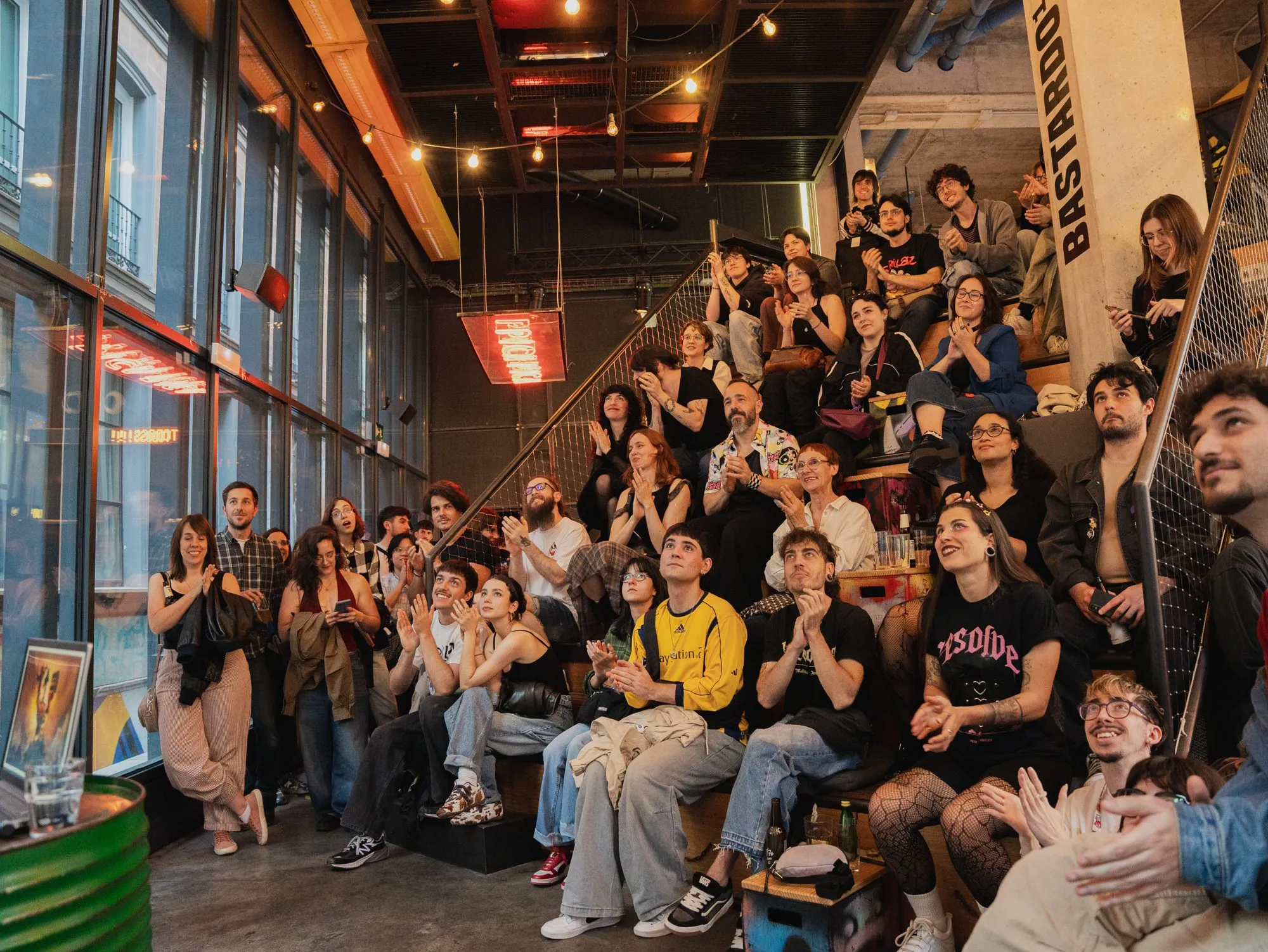 Público de un BeerMates en Madrid